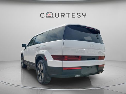 New 2026 Hyundai Santa Fe SE image 2