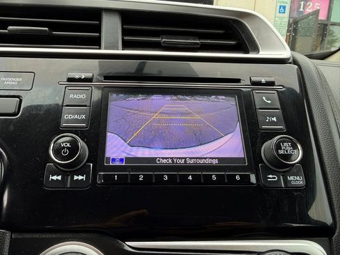 Used 2015 Honda Fit LX image 31
