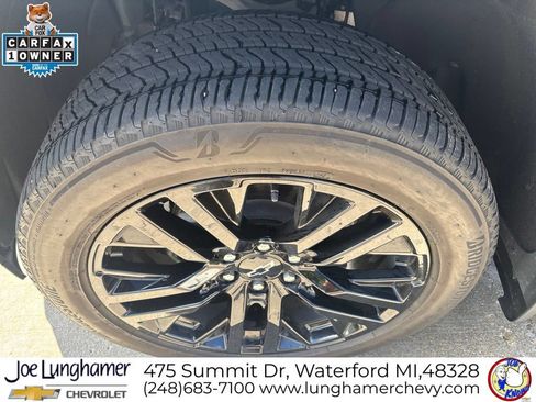 Used 2024 Chevrolet Silverado 1500 High Country w/ High Country Premium Package AWD/4WD image 10