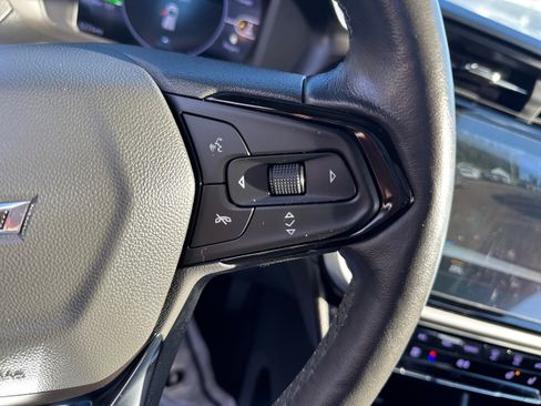 Used 2022 Chevrolet Bolt EUV LT w/ Comfort Package image 34