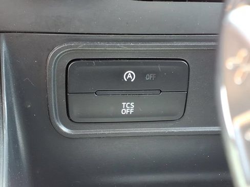 Used 2020 Ford EcoSport SE w/ SE Convenience Package FWD image 14