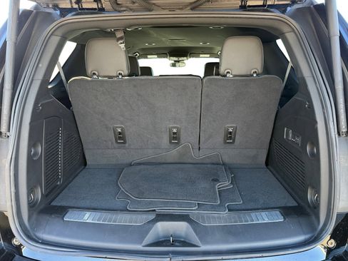 Used 2024 Chevrolet Tahoe RST w/ Luxury Package image 17