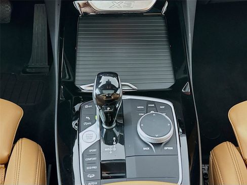 Certified 2024 BMW X3 xDrive30i w/ Convenience Package image 17