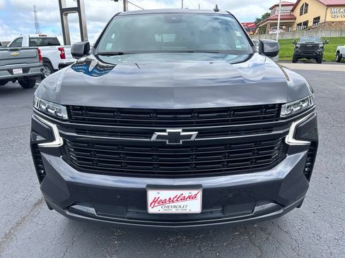 Used 2023 Chevrolet Tahoe RST AWD/4WD image 2