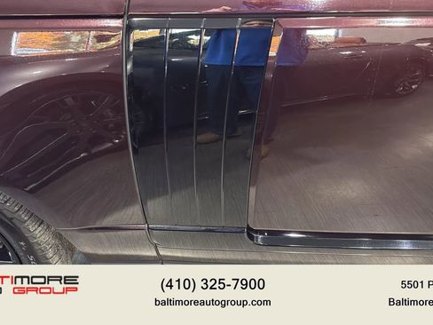 Used 2020 Land Rover Range Rover HSE image 9