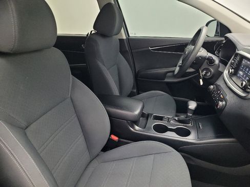 Used 2020 Kia Sorento LX image 21