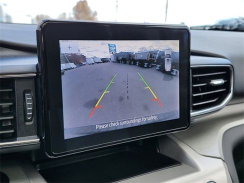 Certified 2022 Ford Explorer XLT w/ Equipment Group 202A image 24