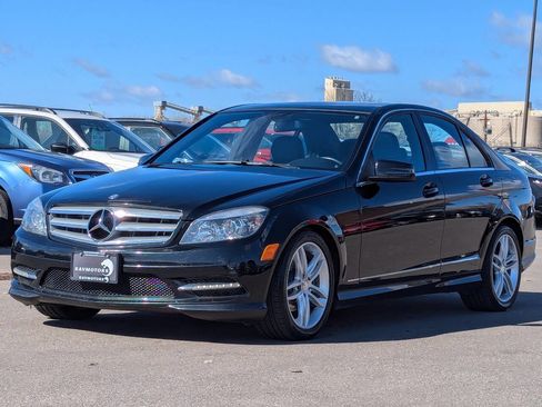 Used 2011 Mercedes-Benz C 300 C 300 Sport 4MATIC AWD 4dr Sed w/ Multimedia Pkg image 8