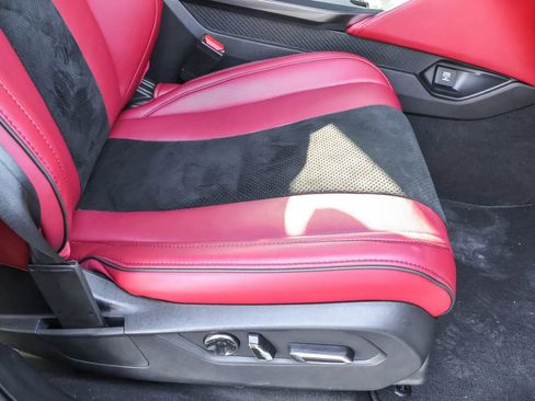 Used 2025 Acura MDX A-Spec image 37