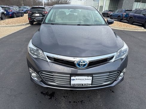 Used 2013 Toyota Avalon XLE Touring FWD image 5