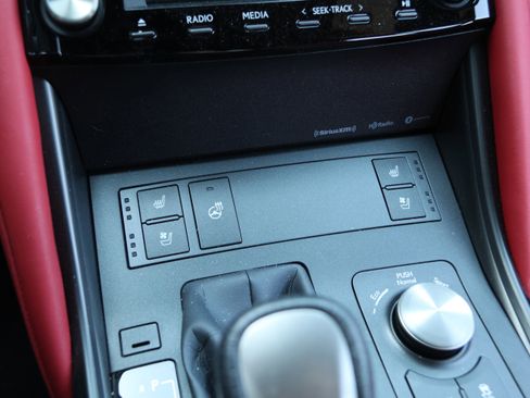 Used 2025 Lexus IS 350 F Sport RWD image 28