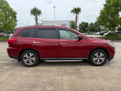 Used 2020 Nissan Pathfinder SL FWD image 6