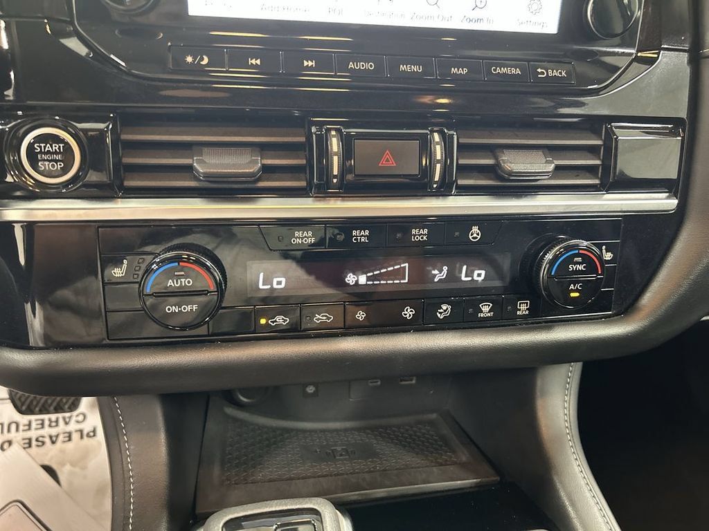 Used 2023 Nissan Pathfinder SL w/ SL Premium Package AWD/4WD image 17