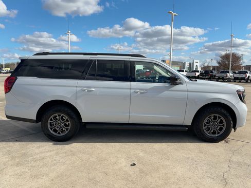 Used 2025 Ford Expedition Max Active image 2