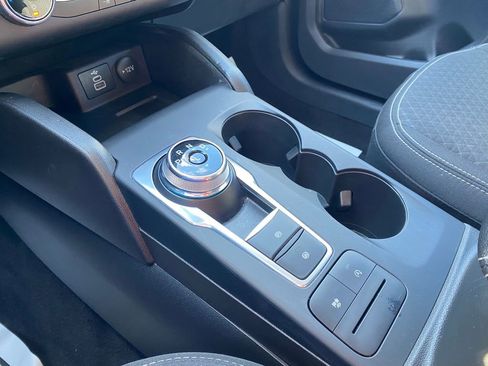 Used 2025 Ford Escape Active image 26