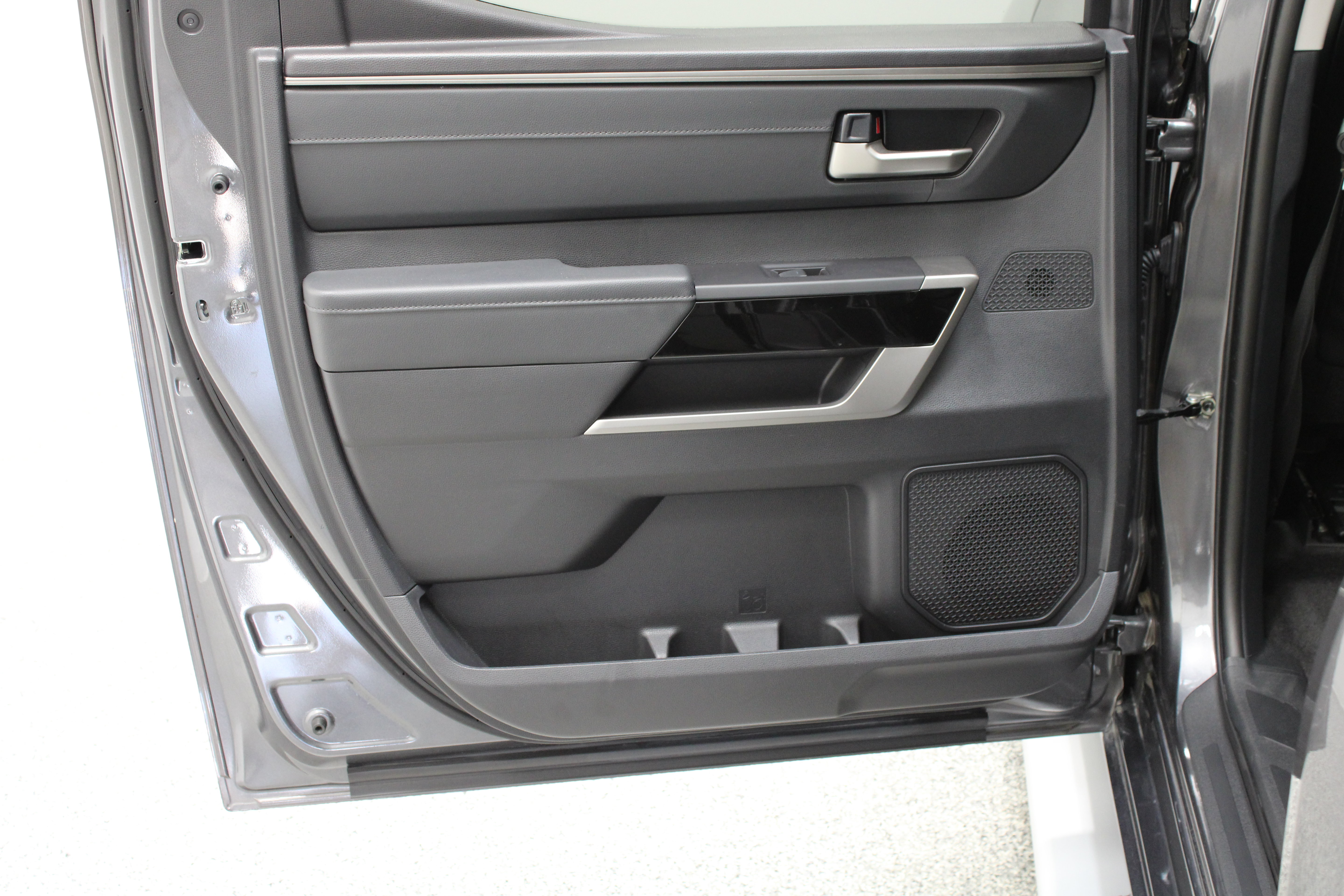 Used 2023 Toyota Tundra Limited RWD image 30