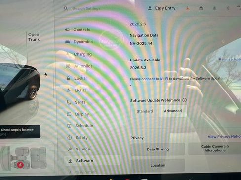 Used 2022 Tesla Model Y Long Range image 17