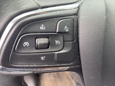 Used 2023 Buick Encore GX Select w/ Sport Touring Package AWD/4WD image 11