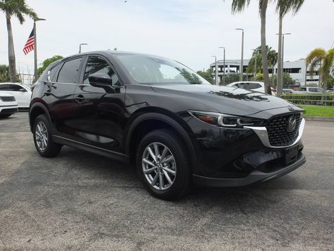 Used 2023 MAZDA CX-5 AWD 2.5 S w/ Select Package image 2
