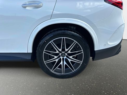 New 2025 Mercedes-Benz GLC 43 AMG AMG 43 4MATIC SUV image 11