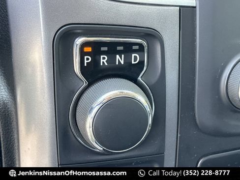 Used 2024 RAM 1500 Classic SLT RWD image 38