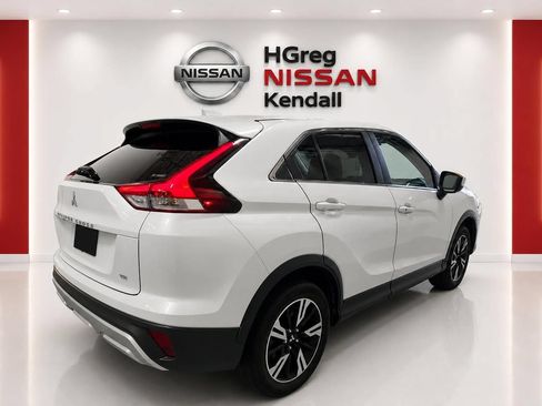 Used 2024 Mitsubishi Eclipse Cross AWD image 4