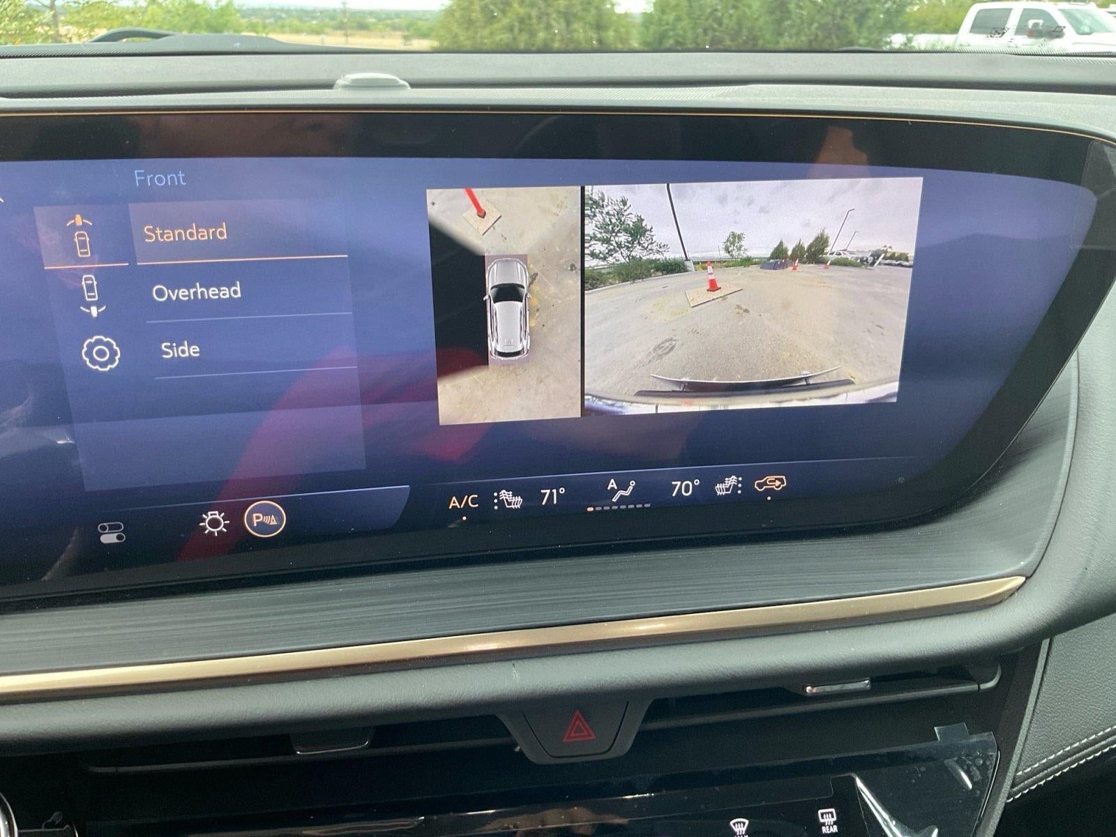 Used 2025 Buick Envision Avenir AWD/4WD image 17