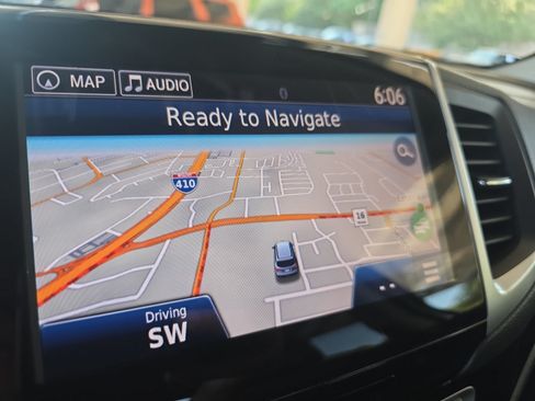 Used 2018 Honda Pilot Elite image 11