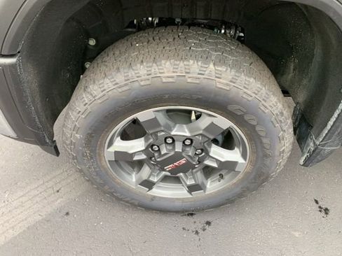 New 2026 GMC Sierra 2500 SLE w/ SLE Value Package; image 11