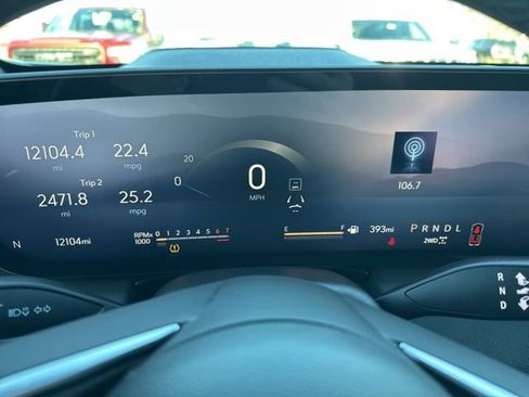 Used 2025 Buick Enclave Sport Touring image 17