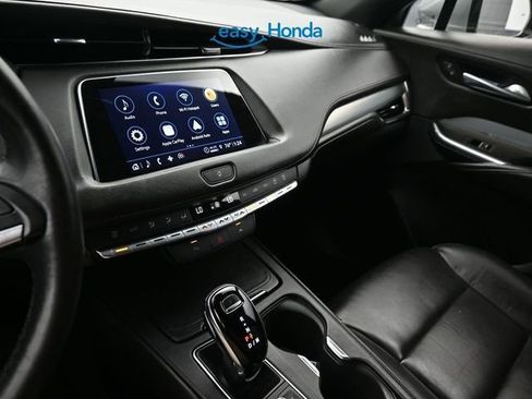 Used 2023 Cadillac XT4 Premium Luxury image 11