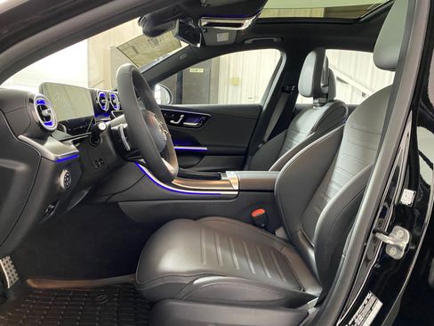 New 2025 Mercedes-Benz C 300 4MATIC Sedan image 4