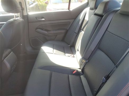 New 2025 Nissan Altima 2.5 SR image 22