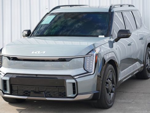 Used 2024 Kia EV9 GT-Line image 52