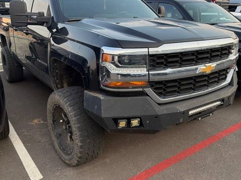 Used 2017 Chevrolet Silverado 1500 LT w/ All Star Edition AWD/4WD image 2