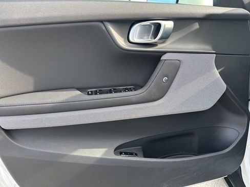 Certified 2023 Polestar Polestar 2 Long Range Single Motor w/ Pilot Pack image 12