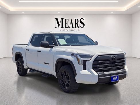 Used 2023 Toyota Tundra SR5 AWD/4WD image 7