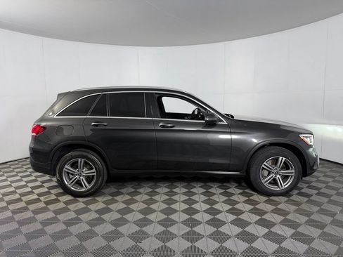 Used 2022 Mercedes-Benz GLC 300 image 4