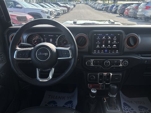 Used 2022 Jeep Gladiator Mojave w/ Cold Weather Group AWD/4WD image 2