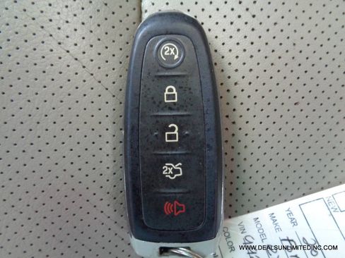 Used 2015 Ford Explorer Limited w/ Equipment Group 302A AWD/4WD image 30