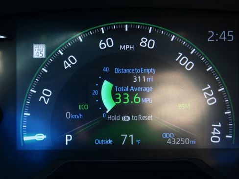 Used 2024 Toyota RAV4 XLE image 21