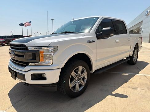 Used 2018 Ford F150 XLT w/ Equipment Group 302A Luxury AWD/4WD image 8