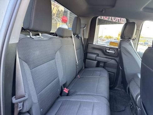 Used 2024 Chevrolet Silverado 2500 Custom w/ Custom Value Package image 11