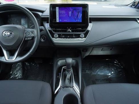 Certified 2023 Toyota Corolla SE w/ SE Premium Package FWD image 18