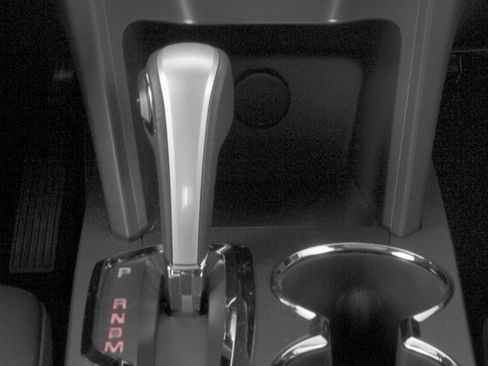 Used 2015 GMC Terrain SLT w/ LPO, Protection Package image 13