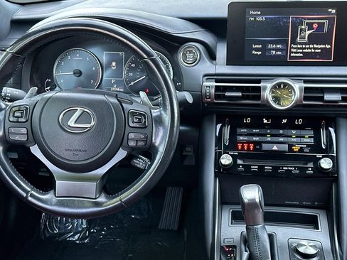 Certified 2022 Lexus IS 300 image 28