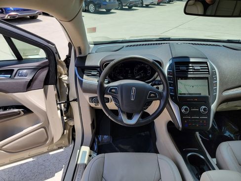 Used 2018 Lincoln MKC Reserve FWD image 15