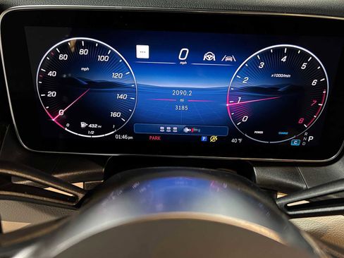 Certified 2025 Mercedes-Benz GLC 300 GLC 300 image 27