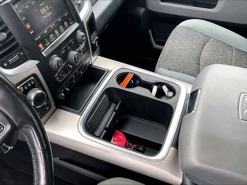 Used 2017 RAM 1500 Big Horn image 16