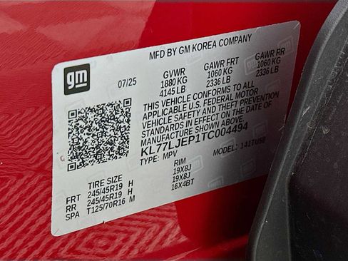 Used 2026 Chevrolet Trax RS image 28